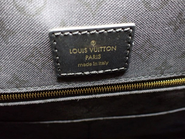 Louis Vuitton OnTheGo Crafty Monogram Giant Tote